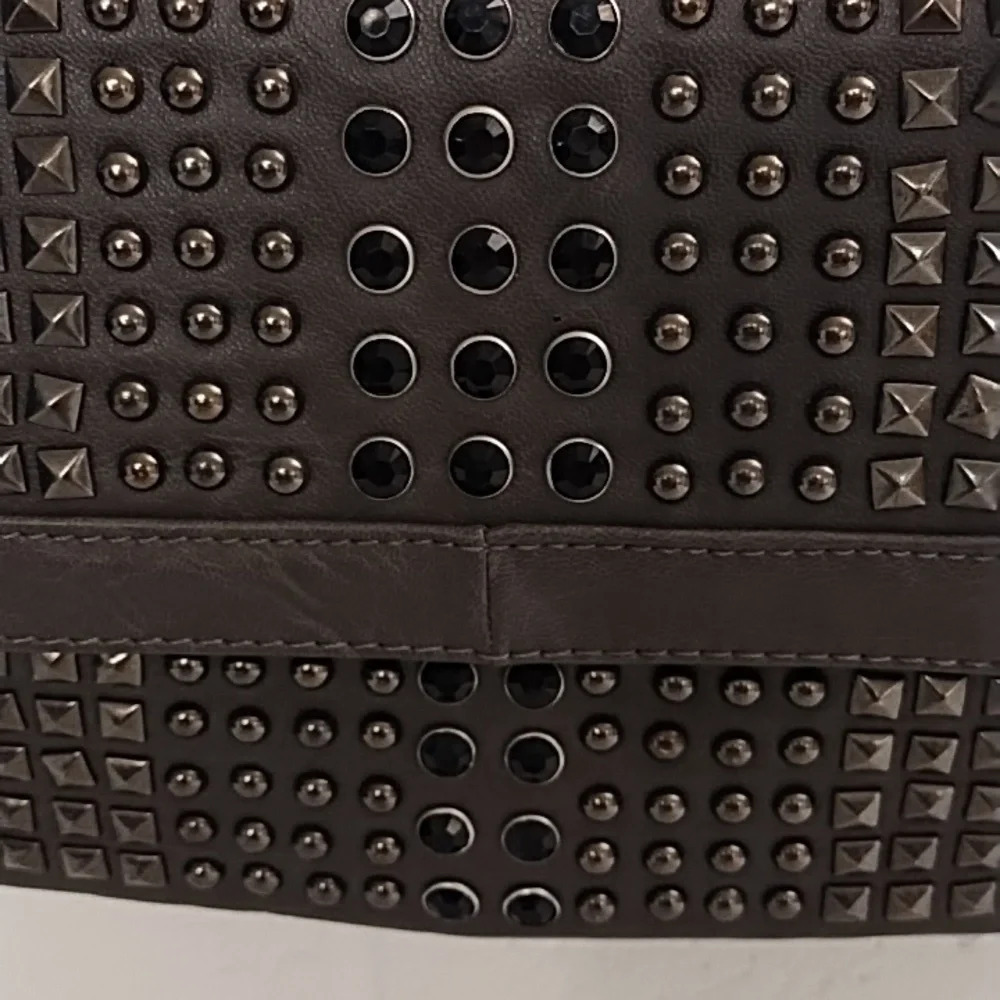 Gray Clutch Crossbody bag Gunmetal Studs Black Faceted Stones Removable Chain - Picture 2 of 11